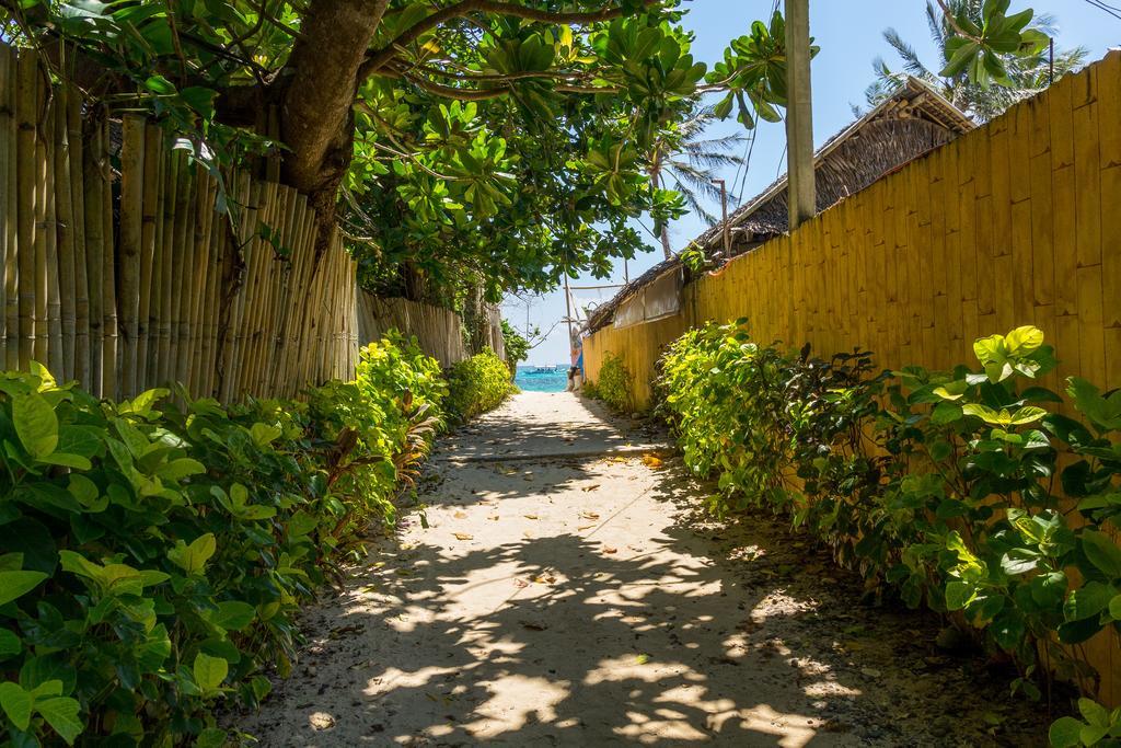 Koko'S Place Diniwid Balabag  外观 照片