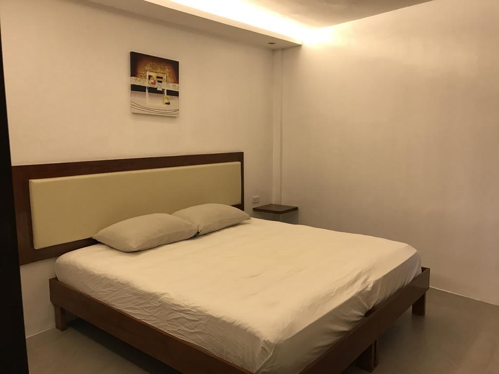 Koko'S Place Diniwid Balabag  外观 照片