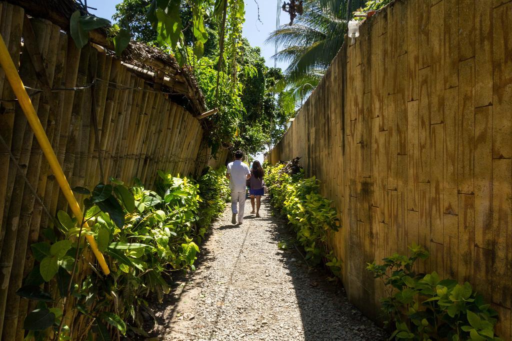Koko'S Place Diniwid Balabag  外观 照片