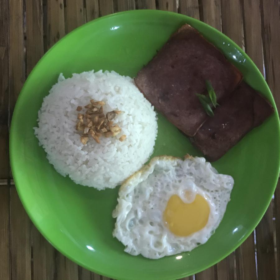 Koko'S Place Diniwid Balabag  外观 照片